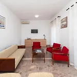 Ljubica Apartment *