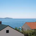 Ljubica Apartment *