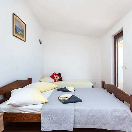 Ljubica * Rogoznica (Sibenik-Knin)