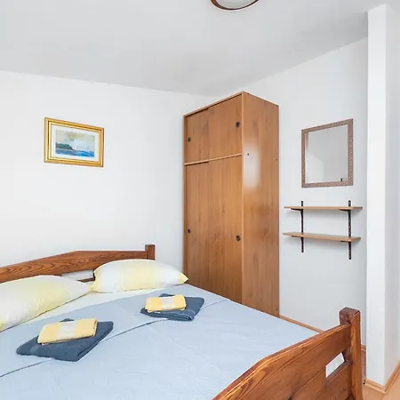 Ljubica Rogoznica (Sibenik-Knin)