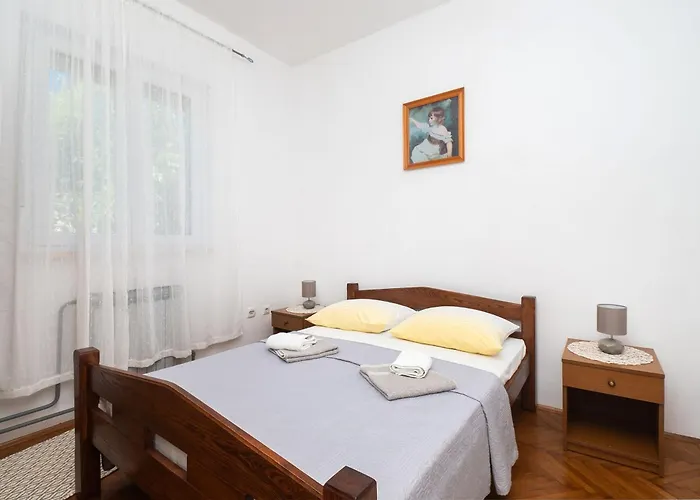 Ljubica Rogoznica (Sibenik-Knin)