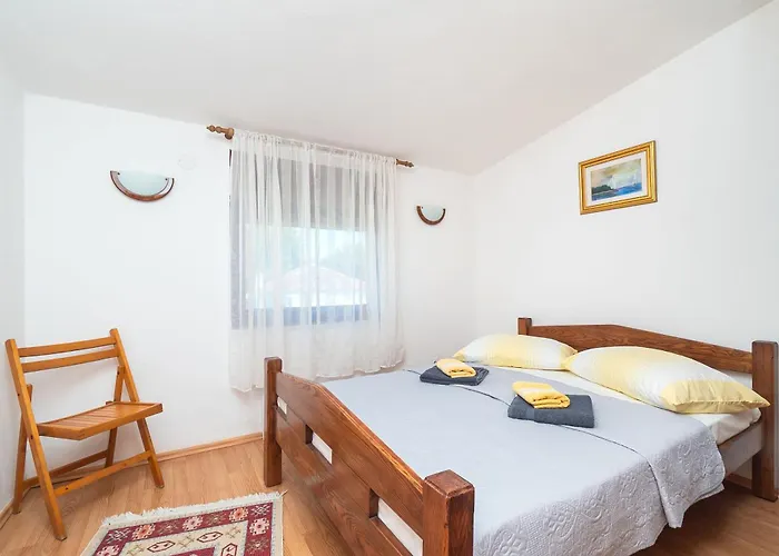 Ljubica Rogoznica (Sibenik-Knin)