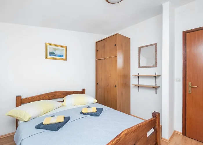 Ljubica Rogoznica (Sibenik-Knin)