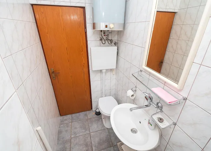 Ljubica * 罗戈兹尼察