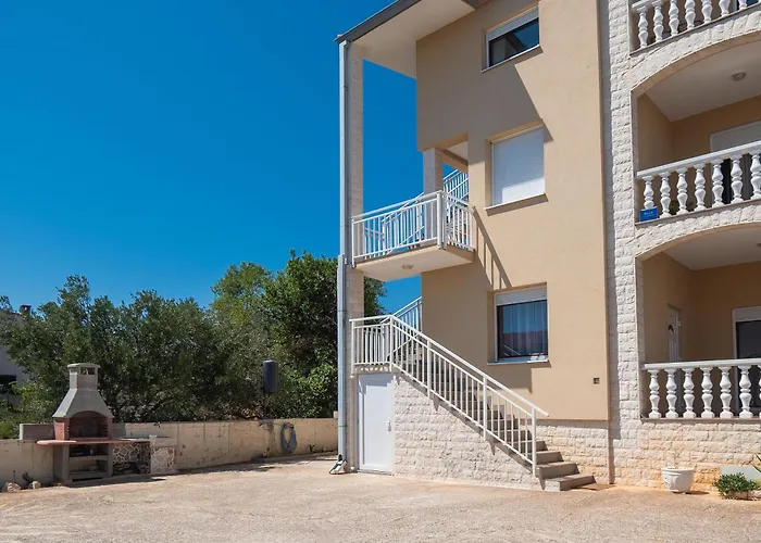 Ljubica Rogoznica (Sibenik-Knin)