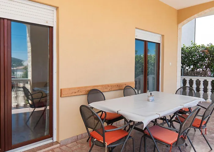 Ljubica Rogoznica (Sibenik-Knin)